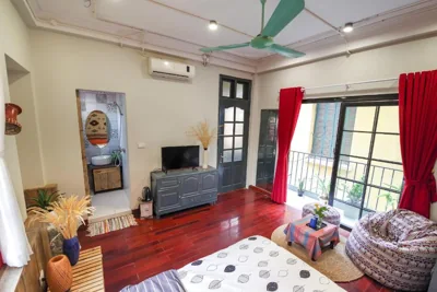 Habitación doble o con dos camas y balcón — Little Anh House